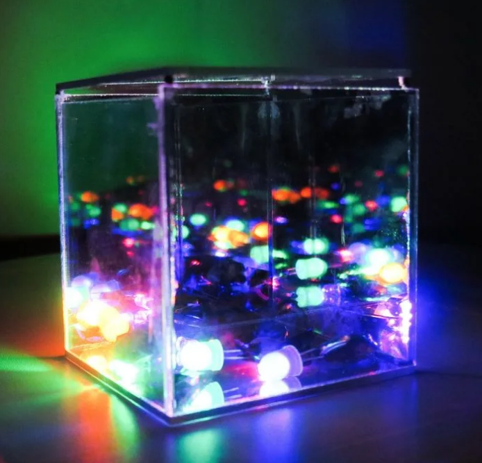 light-up kaleidoscope cube