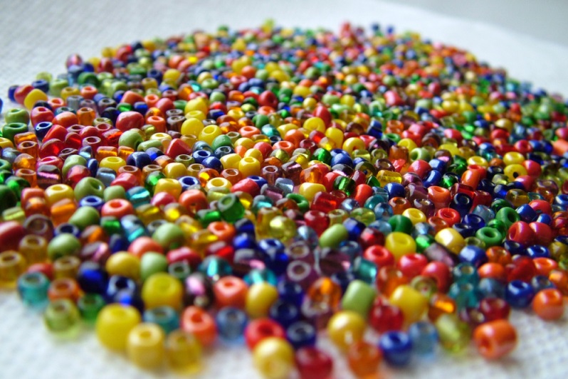 plastic craft beads
