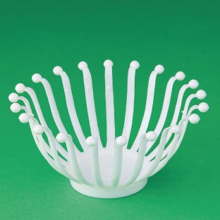 white plastic weaving bowl